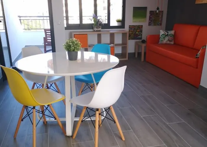 Apartahotel Bnbook Medea 3*