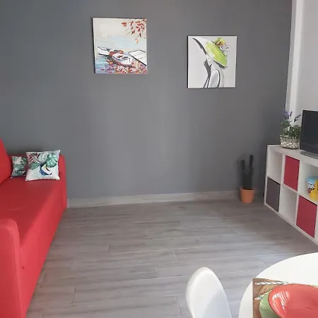 Bnbook Medea Aparthotel