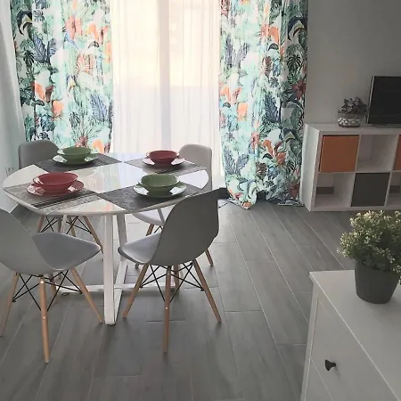 Aparthotel Bnbook Medea 3*