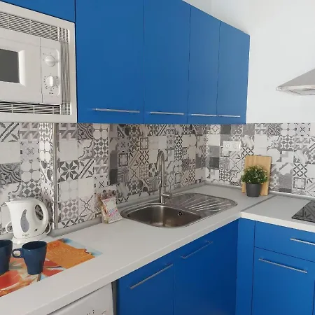 Bnbook Medea Aparthotel 3*