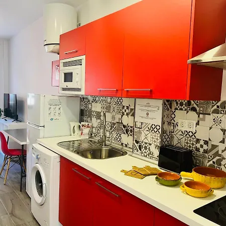 Bnbook Medea Aparthotel 3*