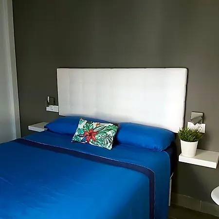 Aparthotel Bnbook Medea 3*