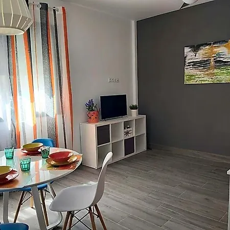 Bnbook Medea Aparthotel