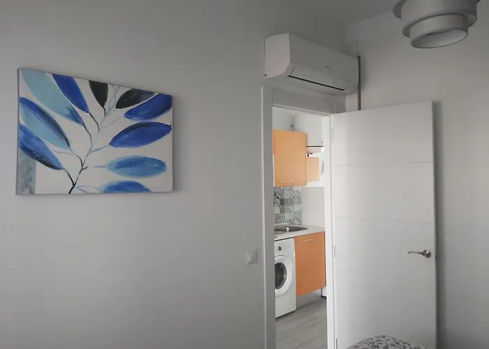 Bnbook Medea Aparthotel 3*