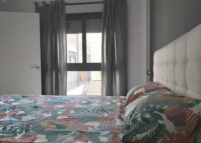 Apart-hotel Bnbook Medea