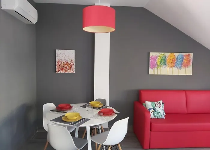 Aparthotel Bnbook Medea