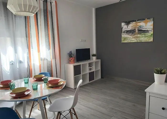 Bnbook Medea Lejlighedshotel 3*