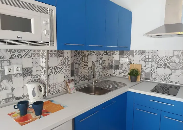 Bnbook Medea Aparthotel 3*