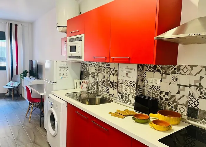 Bnbook Medea Aparthotel 3*