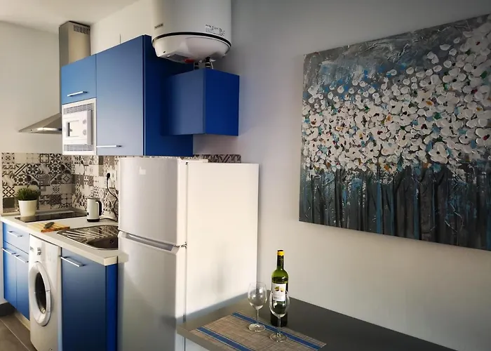 Апарт-отель Bnbook Medea Фуэнхирола