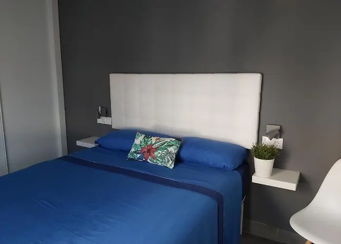 Bnbook Medea Lägenhetshotell 3*